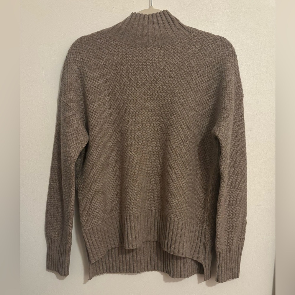 Everlane Cashmere Split Hem Taupe Sweater